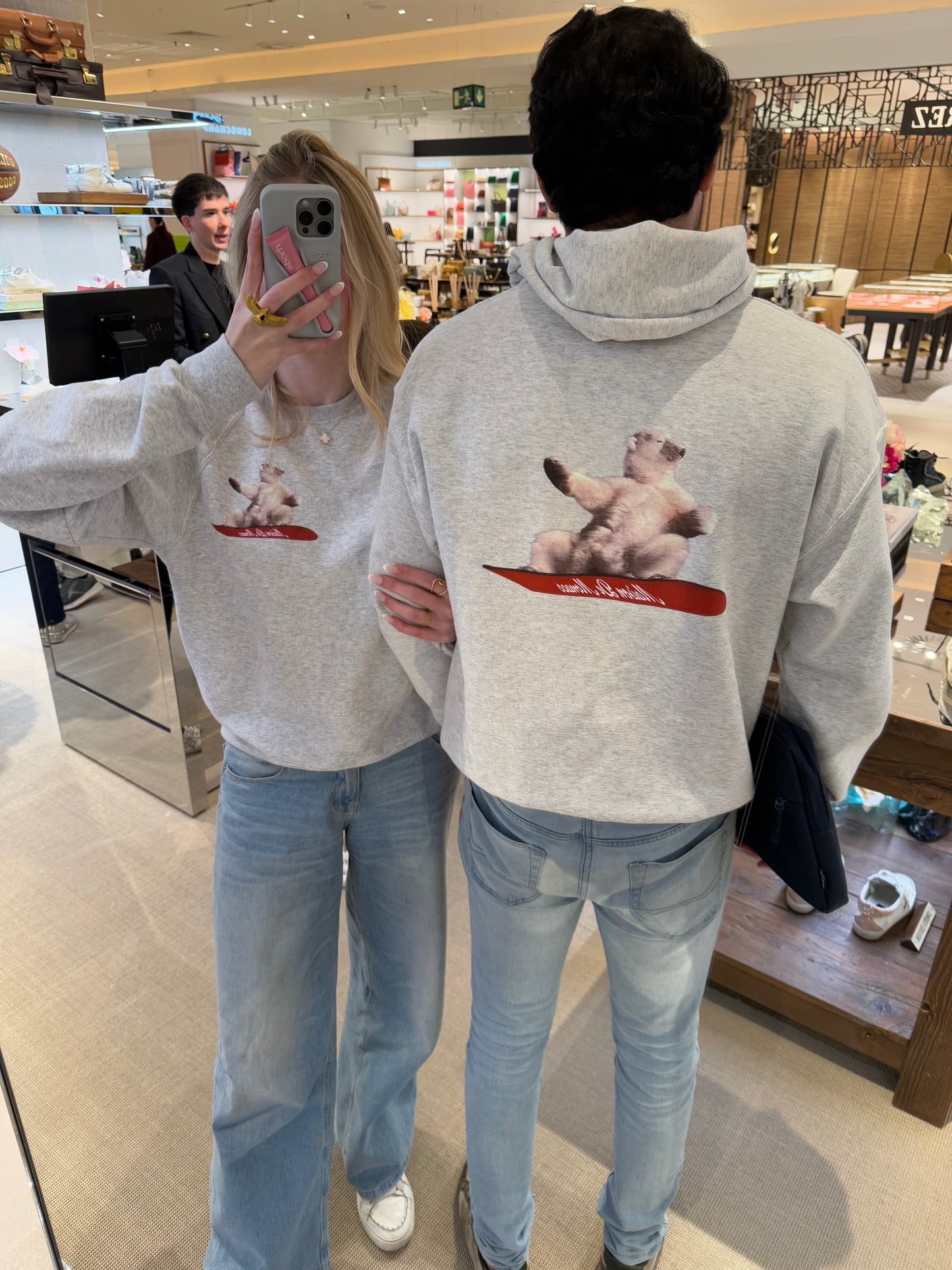 Le pull ours de glace