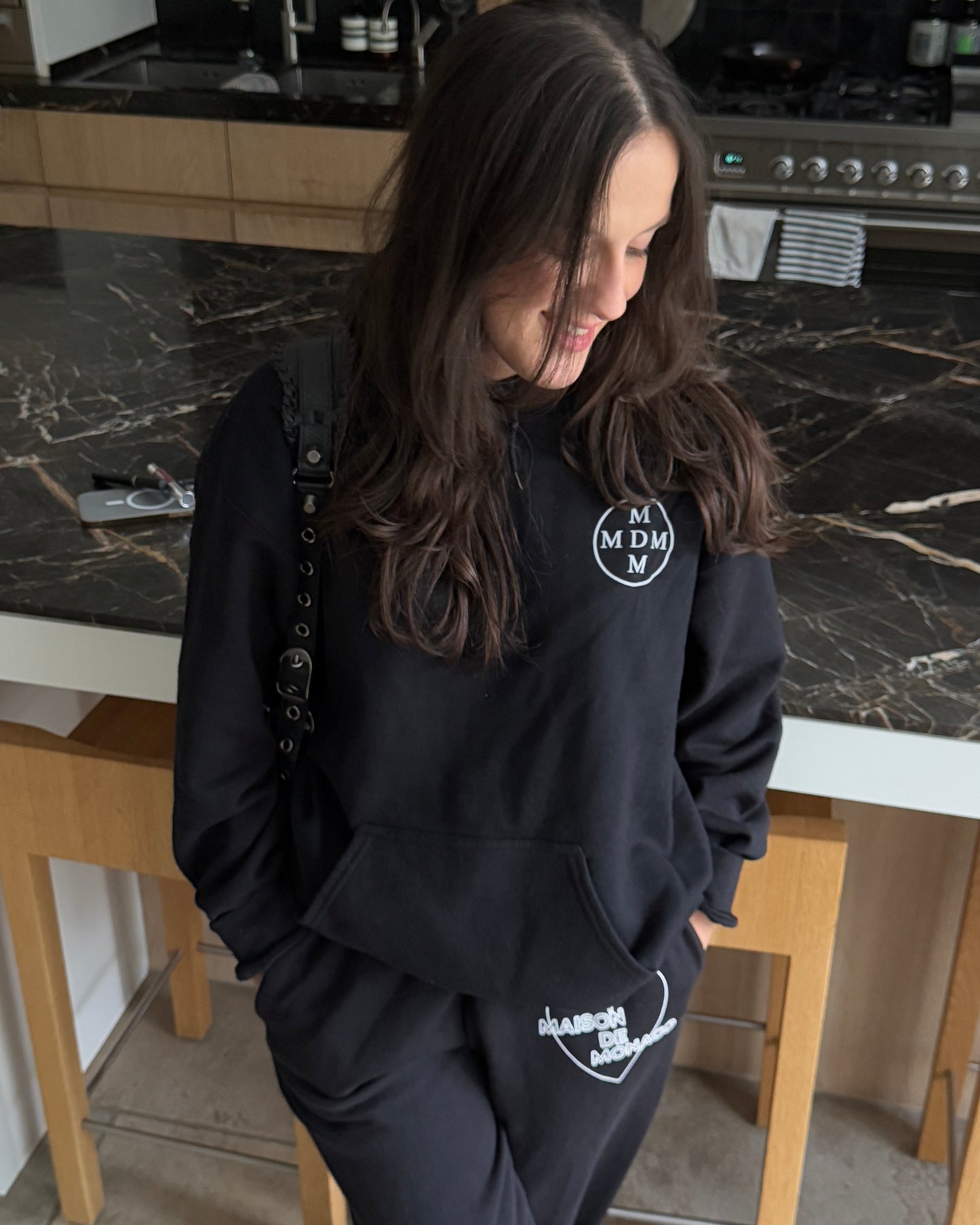 The black Amore sweatpants