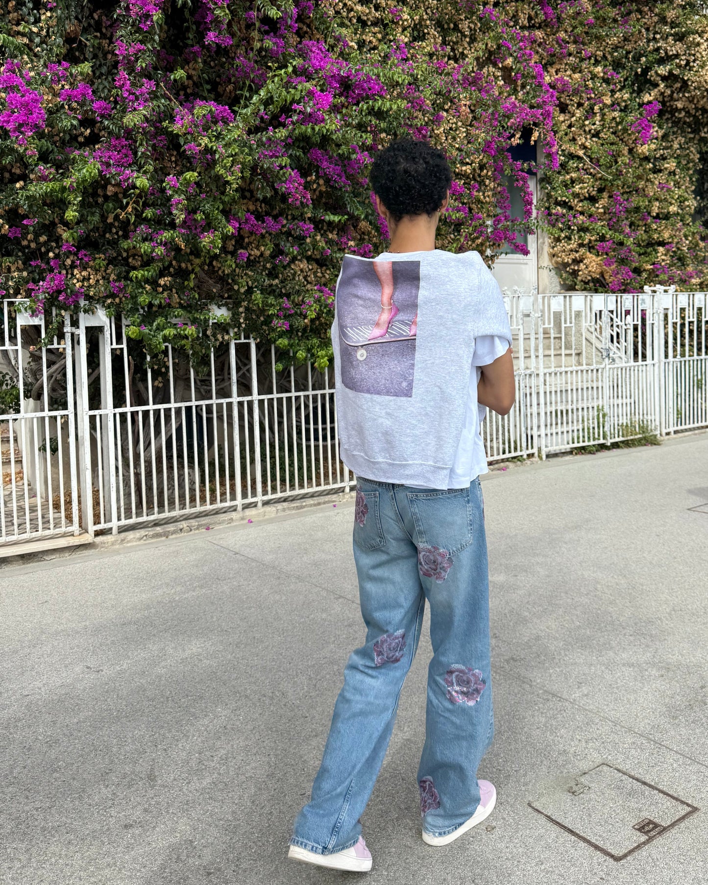 Le sweat à capuche de skateboard