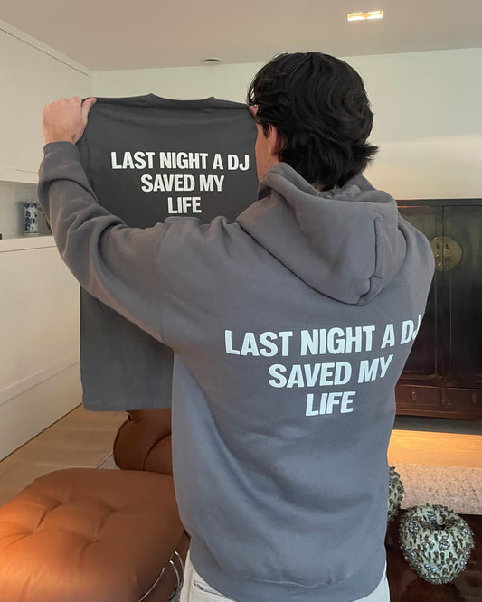 Le sweat à capuche DJ