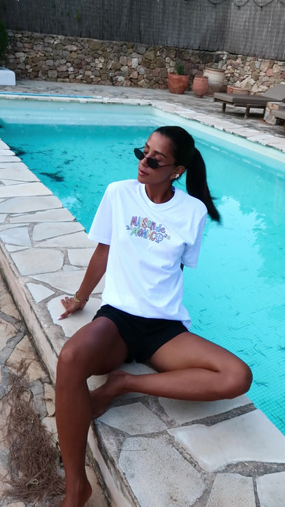 The summer t-shirt + hand fan